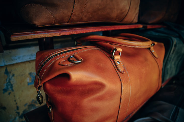 valise cuir etageres 1
